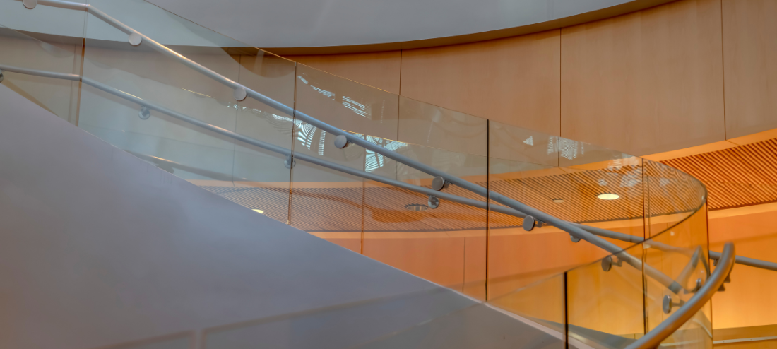 curved balustrade header