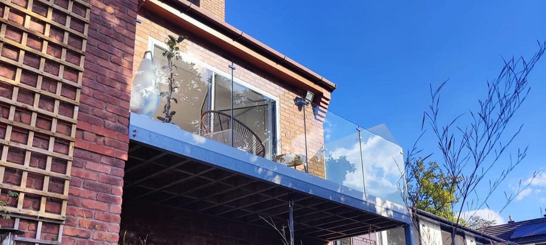flat roof balustrade